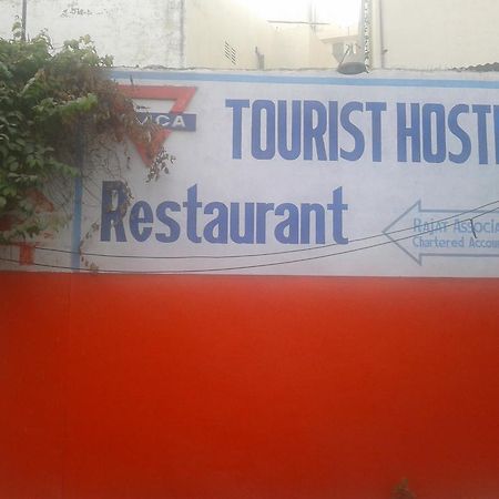 Radiant Ymca Tourist Hostel Varanasi Luaran gambar