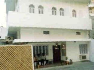 Radiant Ymca Tourist Hostel Varanasi Luaran gambar